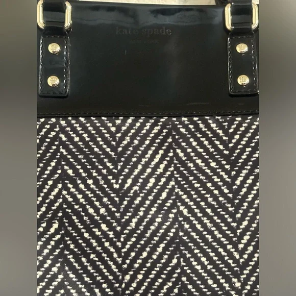 Kate Spade Black & White Handbag - Picture 9 of 11